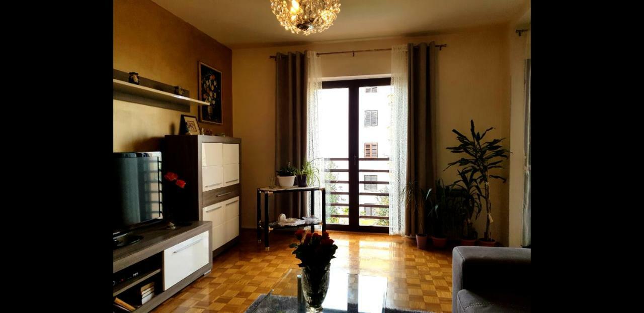 Apartment Mila Ουμάγκ Εξωτερικό φωτογραφία